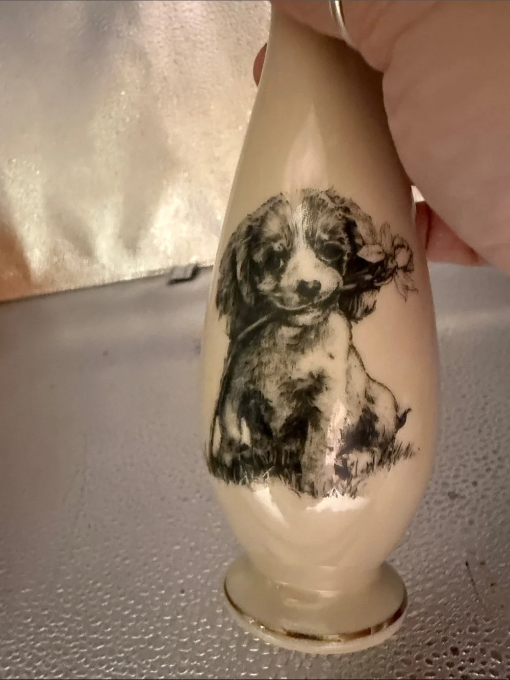 Vintage Small World Greetings Porcelain Bud Vase with King Charles Spaniel